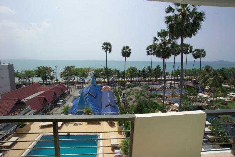 The New Eurostar Jomtien Beach Hotel 외부 사진