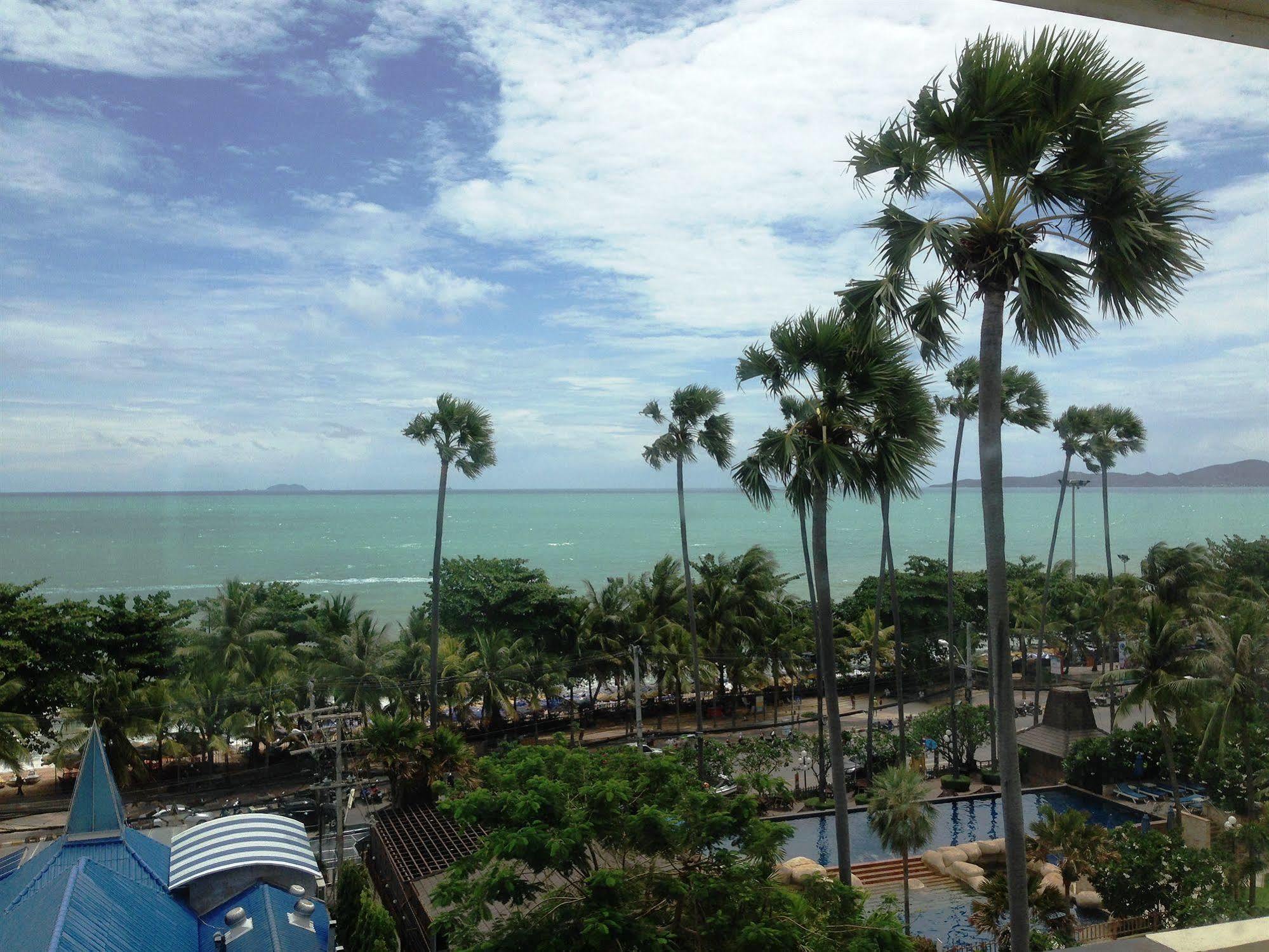 The New Eurostar Jomtien Beach Hotel 외부 사진